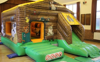 Farm Bounce, Slide and Ball Pool